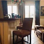 Ξενοδοχείο Ampervilla