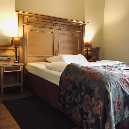 Ampervilla Hotel 4*