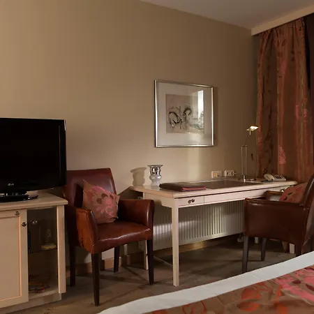 Ampervilla Hotell Fahrenzhausen