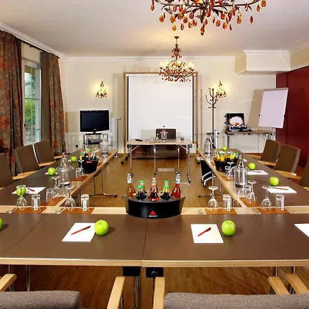Ampervilla Hotell Fahrenzhausen