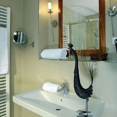 Hotel Ampervilla 4*