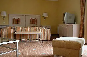 Ampervilla 4*