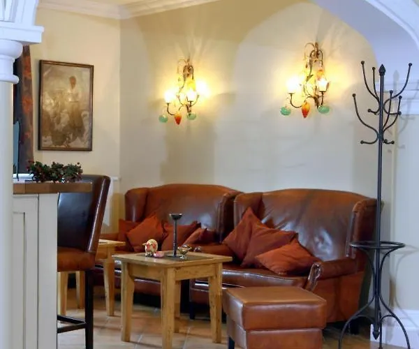 Hotel Ampervilla 4*